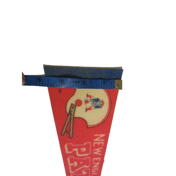 Vintage New England Patriots NFL Felt Pennant Retro Football Memorabilia - Picture 6 of 7